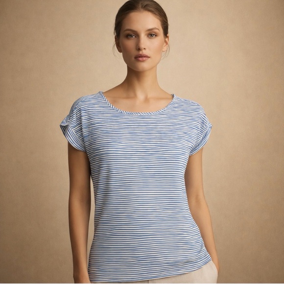 Banana Republic Tops - Banana Republic Elegant Blue Striped Short Sleeve Top Blouse Classic Style XS